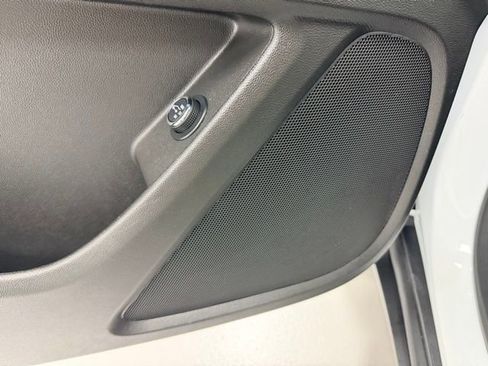 Certified 2024 Chevrolet Traverse LT image 23