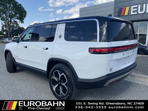 Used 2023 Rivian R1S Adventure AWD/4WD image 3