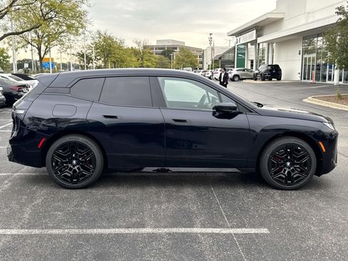 New 2026 BMW iX xDrive60 w/ M Sport Package AWD/4WD image 4