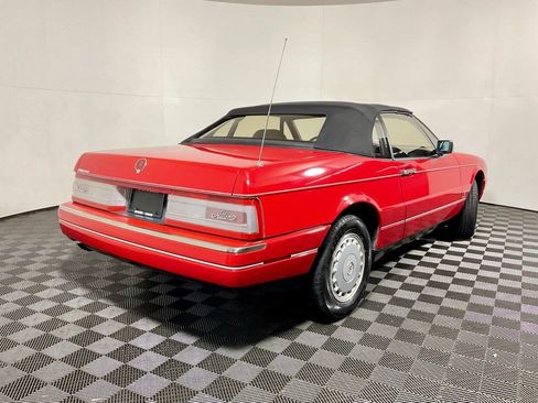 Used 1988 Cadillac Allante FWD image 13