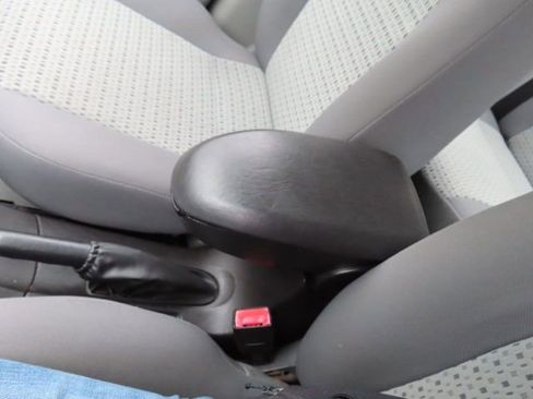 Used 2007 Ford Focus SE image 22