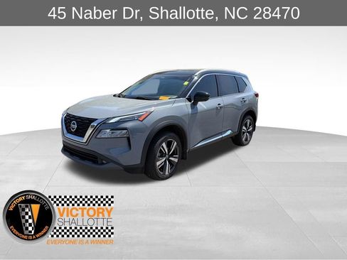 Used 2021 Nissan Rogue SL w/ Premium Package FWD image 1