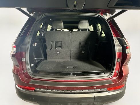 Used 2023 Jeep Grand Cherokee L Laredo image 31