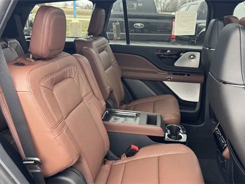 New 2026 Lincoln Aviator Reserve image 13