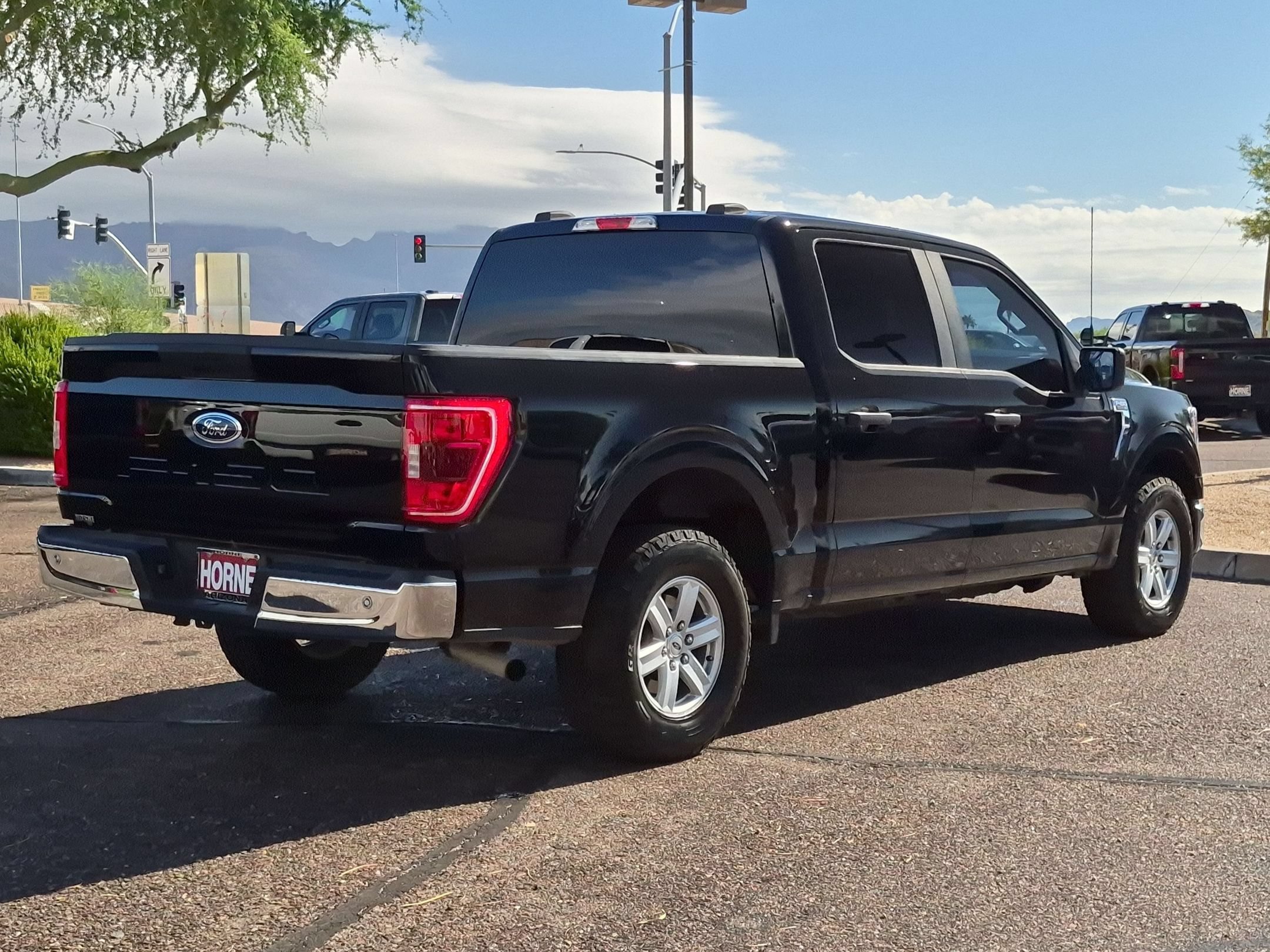 Used 2023 Ford F150 XLT RWD image 5