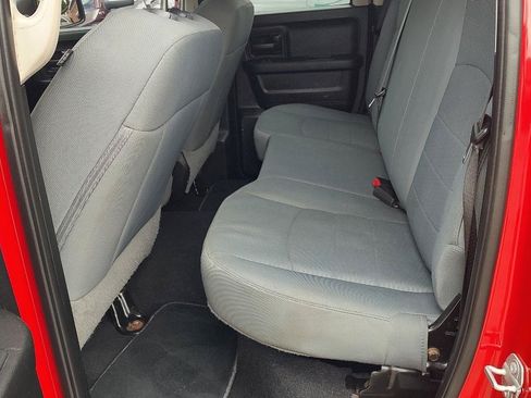 Used 2019 RAM 1500 Express w/ Express Value Package AWD/4WD image 17