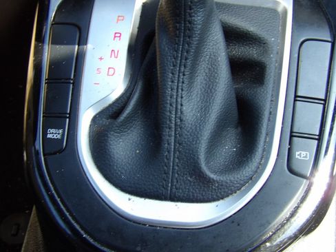 Used 2023 Kia Forte GT-Line FWD image 17