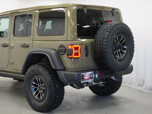 New 2026 Jeep Wrangler Unlimited Rubicon 392 image 12