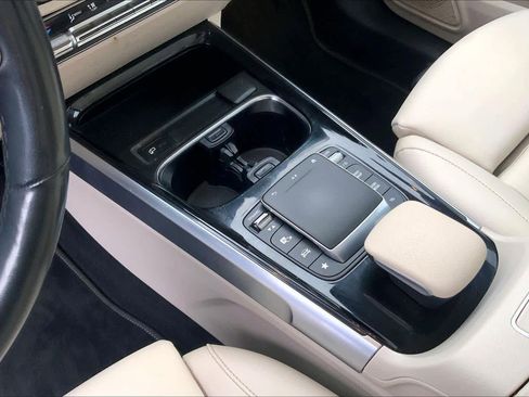 Used 2021 Mercedes-Benz GLB 250 GLB 250 image 17