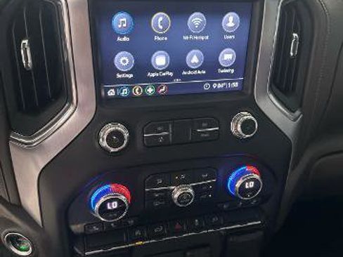 Used 2020 GMC Sierra 1500 SLT w/ SLT Premium Package RWD image 24