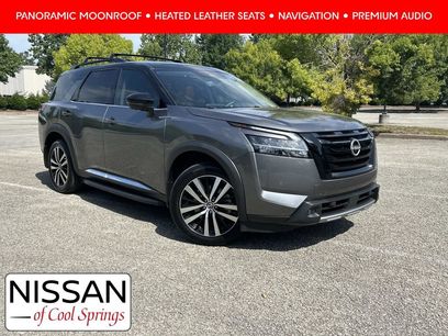 Used 2024 Nissan Pathfinder Platinum w/ Lighting Package (N93)