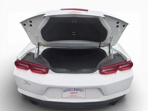 Used 2019 Chevrolet Camaro LT image 10