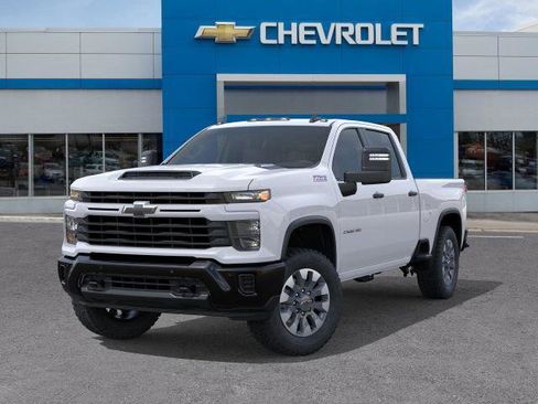 New 2026 Chevrolet Silverado 2500 Custom image 6