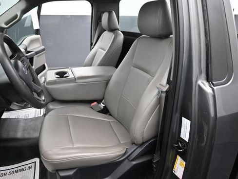 Used 2018 Ford F150 XL w/ Equipment Group 101A Mid AWD/4WD image 9