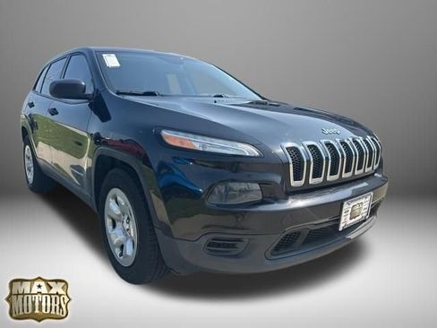 Used 2014 Jeep Cherokee Sport FWD image 12