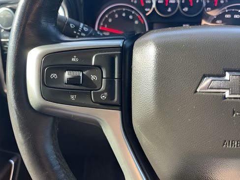 Used 2020 Chevrolet Silverado 1500 RST AWD/4WD image 17