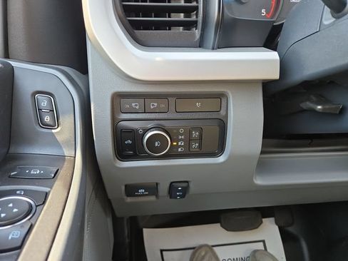 Used 2024 Ford F350 XLT AWD/4WD image 21