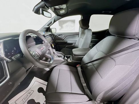 New 2026 GMC Canyon Elevation w/ Convenience Package image 16