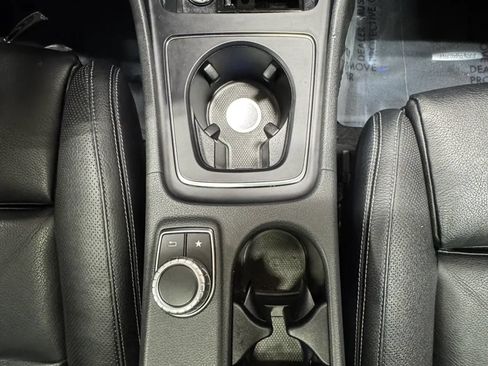 Used 2019 Mercedes-Benz GLA 250 4MATIC image 27