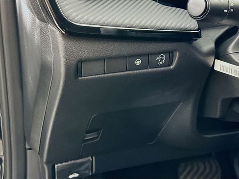 New 2026 Nissan Kicks SR w/ Cold Weather Package image 15