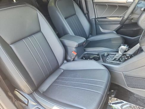 Certified 2024 Volkswagen Tiguan SE R-Line w/ MDO Package, Two-Row AWD/4WD image 12