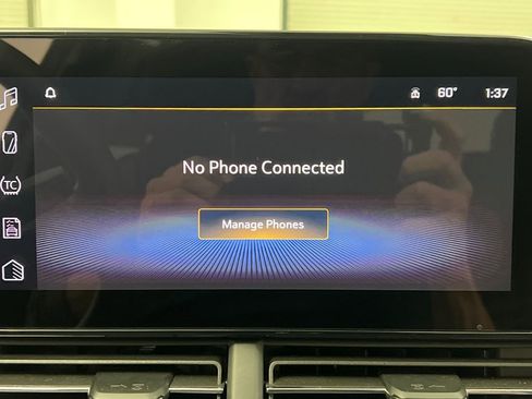 Used 2025 Chevrolet Trax LT image 51