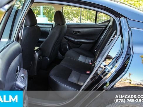 Used 2024 Nissan Sentra SV FWD image 16