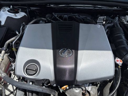 Used 2024 Lexus ES 350 w/ Premium Package FWD image 18