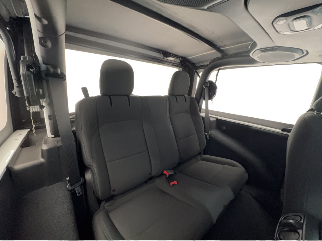 Used 2022 Jeep Wrangler Sport AWD/4WD image 28
