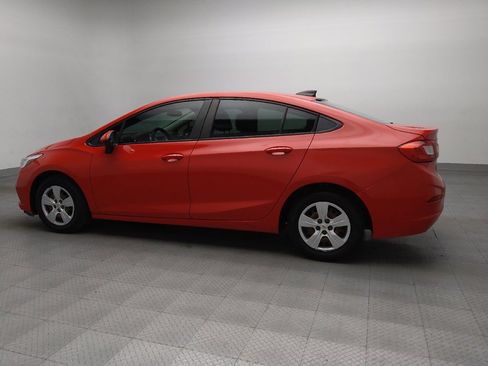 Used 2017 Chevrolet Cruze LS image 3