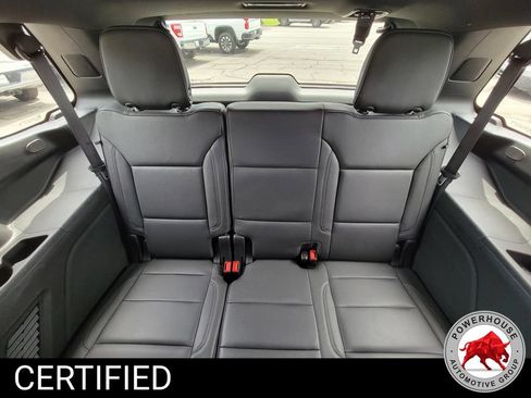 Used 2024 Chevrolet Tahoe LT AWD/4WD image 17
