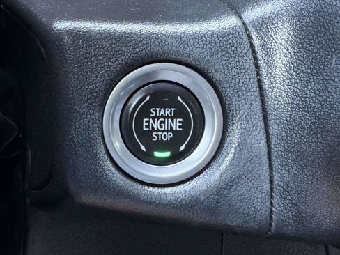 Used 2022 Chevrolet Tahoe LT w/ Luxury Package AWD/4WD image 9