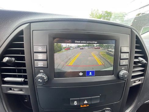 Used 2023 Mercedes-Benz Metris image 20