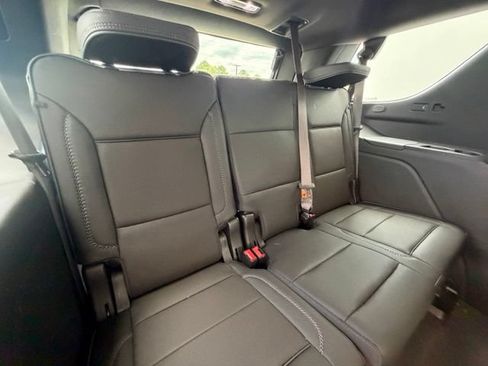 Used 2022 GMC Yukon Denali w/ Denali Premium Package RWD image 31