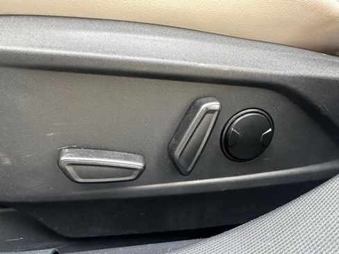 Used 2023 Ford Mustang Mach-E Premium RWD image 31