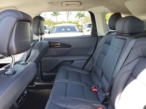 New 2026 Lincoln Nautilus Premier AWD/4WD image 10