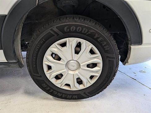 Used 2023 Ford Transit 350 XLT RWD image 12