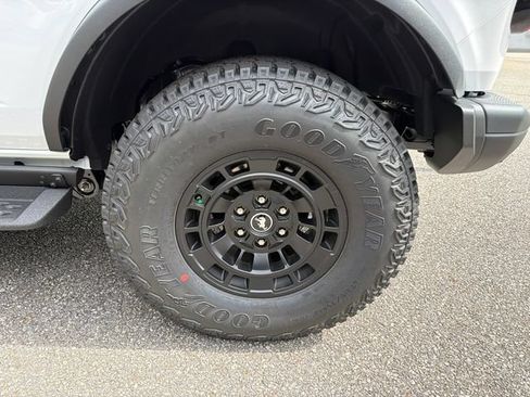 New 2026 Ford Bronco Badlands AWD/4WD image 19