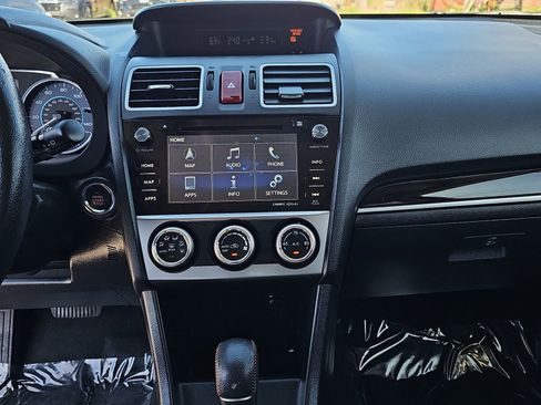 Used 2017 Subaru Crosstrek 2.0i Limited image 19