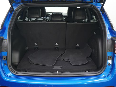 Used 2023 Jeep Compass Limited w/ Sun and Sound Group AWD/4WD image 17