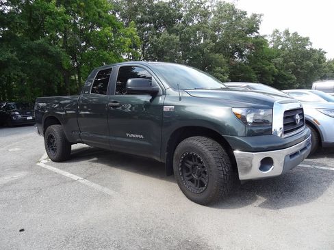 Used 2008 Toyota Tundra SR5 w/ TRD Off-Road Pkg AWD/4WD image 2