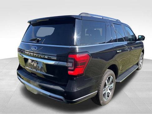Used 2022 Ford Expedition Limited image 5