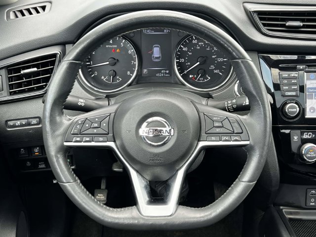 Used 2017 Nissan Rogue SV AWD/4WD image 12