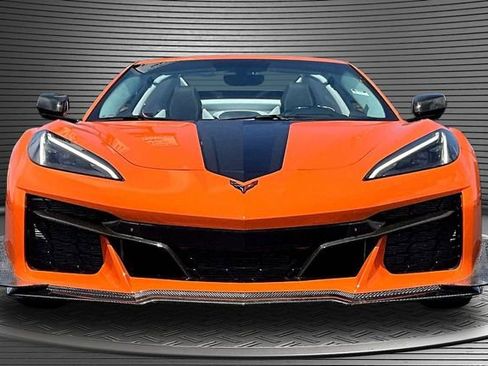 Used 2023 Chevrolet Corvette Z06 w/ Stealth Interior Trim Package RWD image 2