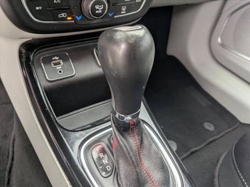 Used 2018 Jeep Compass Limited w/ Safe & Security Group FWD image 11