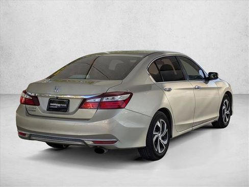 Used 2016 Honda Accord LX image 3
