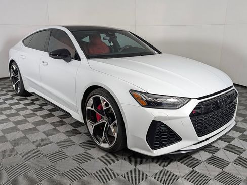 Used 2024 Audi RS 7 Performance image 9