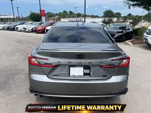 Used 2026 Toyota Camry SE FWD image 7