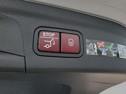 Certified 2026 Mercedes-Benz GLE 350 GLE 350 image 10