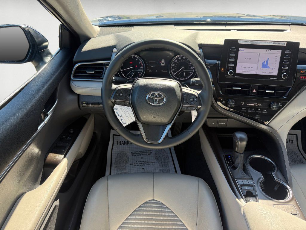 Used 2024 Toyota Camry SE w/ Cold Weather Package AWD/4WD image 11